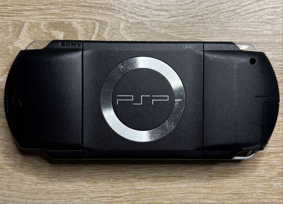 Портативна ігрова приставка консоль Sony PlayStation PSP 1000 32 gb