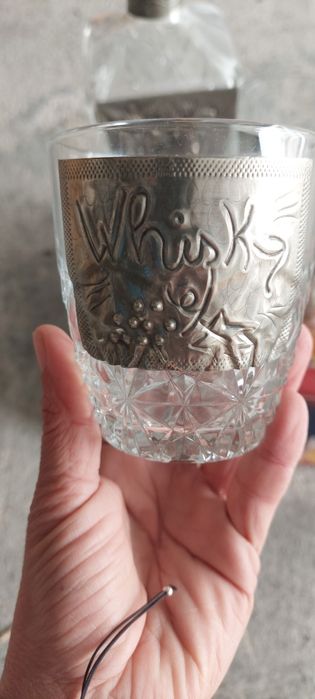 Serviço de whisky