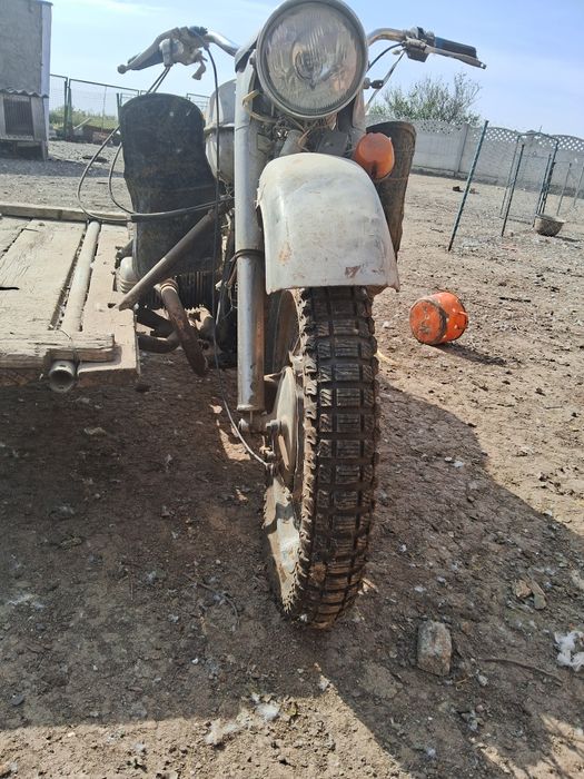 Продам мотоцикл Урал с документами