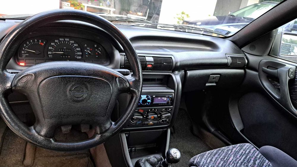 Opel Astra 2.0 GSI Bartona