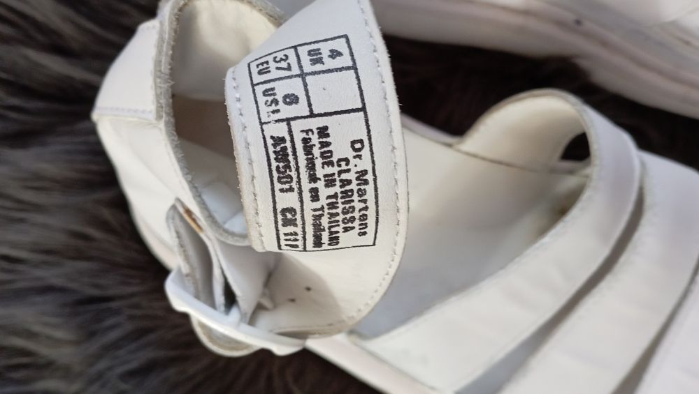 Skórzane Sandały Dr Martens Clarissa
