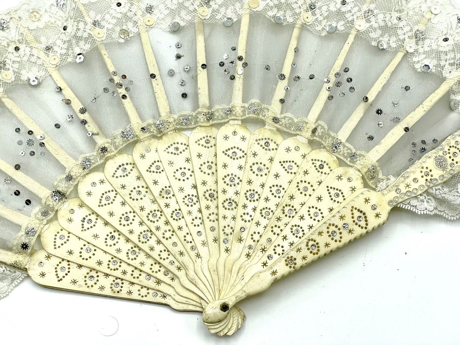 Leque antigo osso refeito