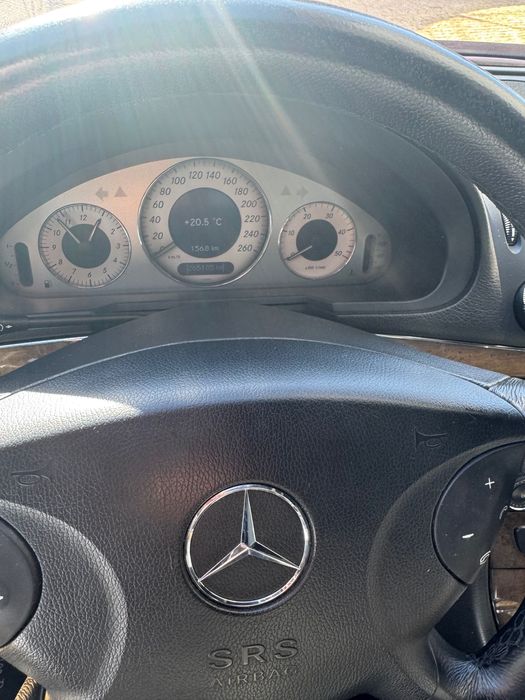 Mercedes E270 de 2004