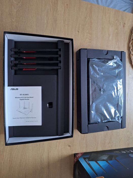 Router ASUS RT-AC88U