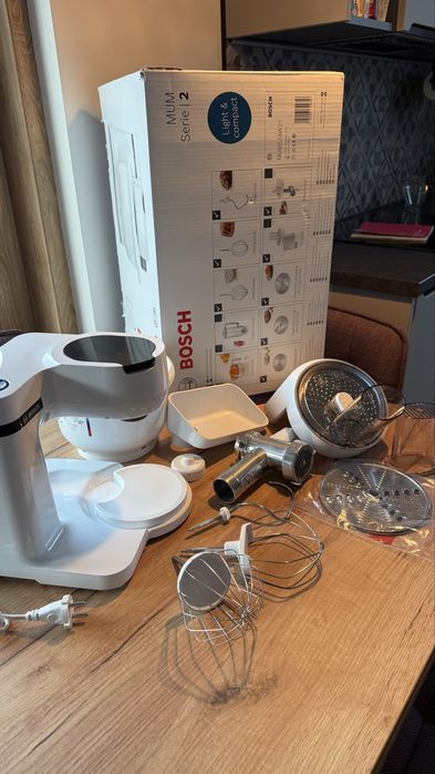 Robot planetarny Bosch Mum 2