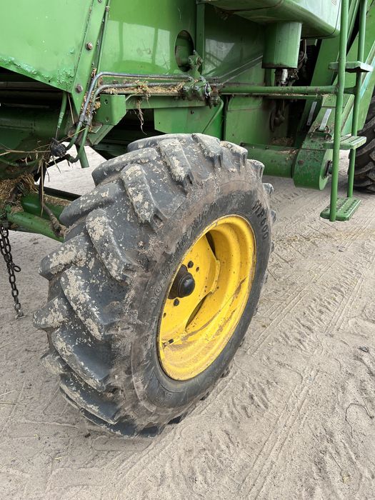 Продам джондір 952