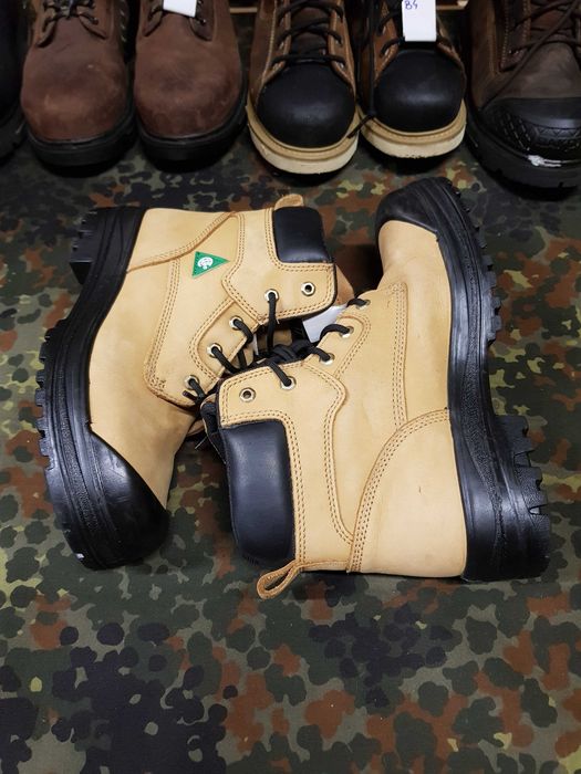 Buty robocze AGGRESSOR rozm 42 wkł 28 cm