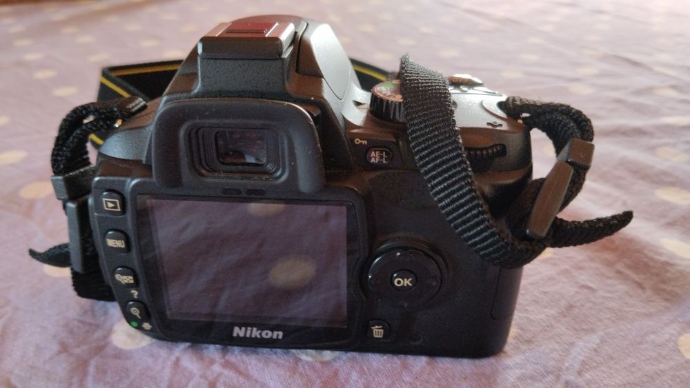 Nikon D60 Máquina Fotográfica DSLR