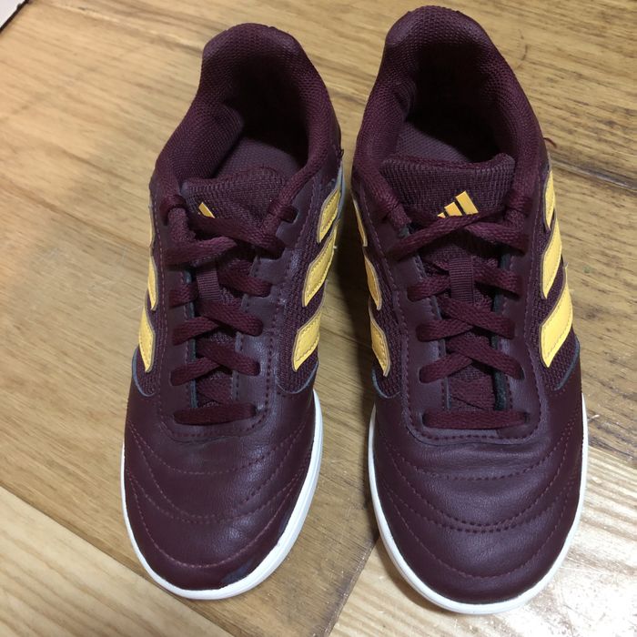 Halówki Adidas FR 35
