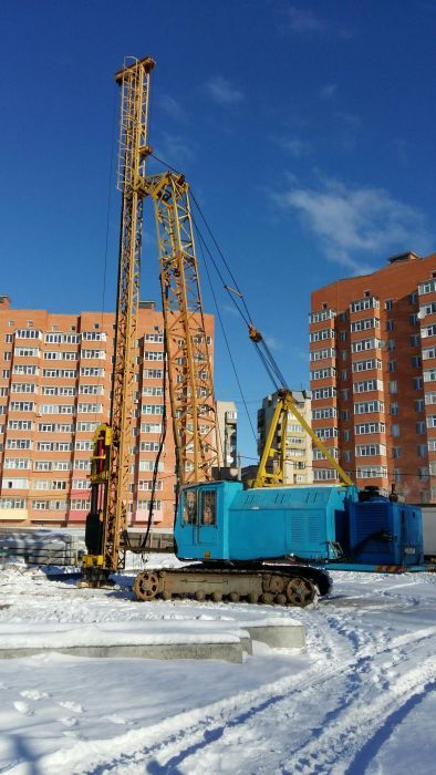 Фундамент, бурові роботи