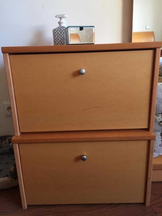 Quarto completo em perfeito estado de conservação