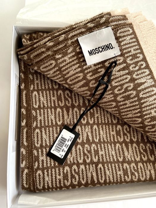 MOSCHINO szal pled koc ponczo narzuta wełna na prezent
