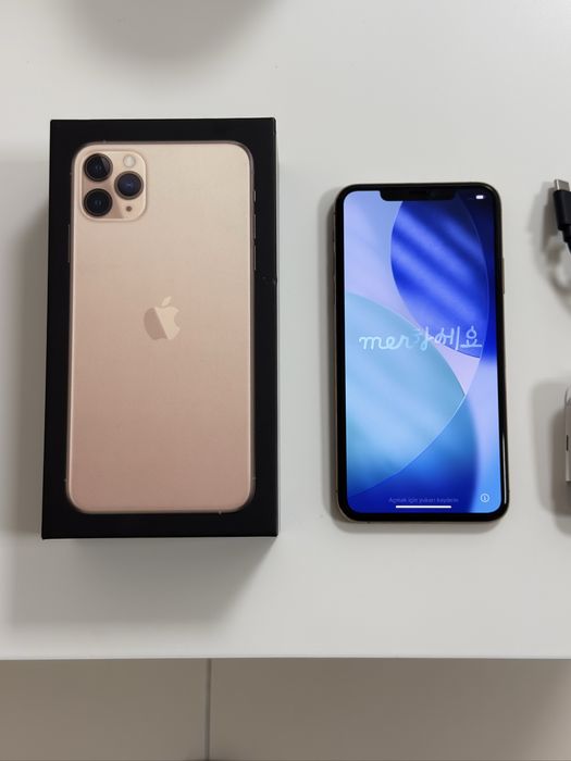 iPhone 11 Pro Max 256GB Gold | 100% Original (Sem Peças Trocadas) | Na Caixa Completo c/ Fones