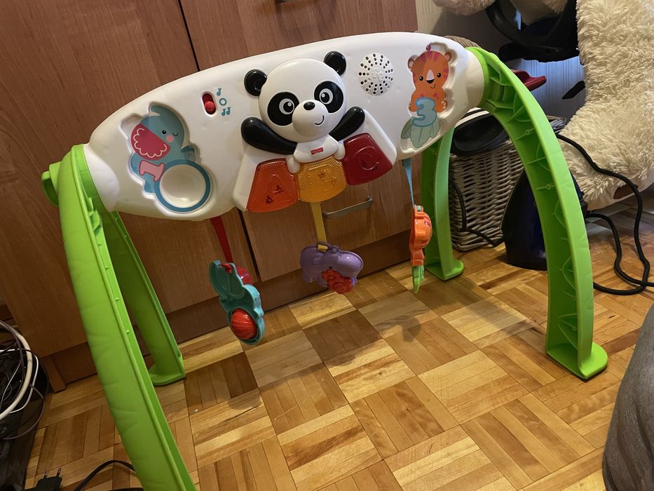 Zabawka grający stolik fisher price