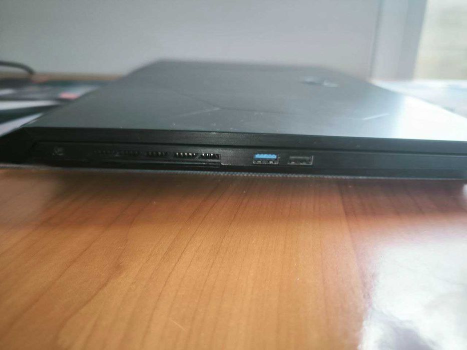 Продам ноутбук MSI BRAVO 17 C7V