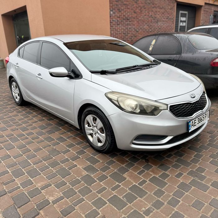 Kia Forte 2015 продам