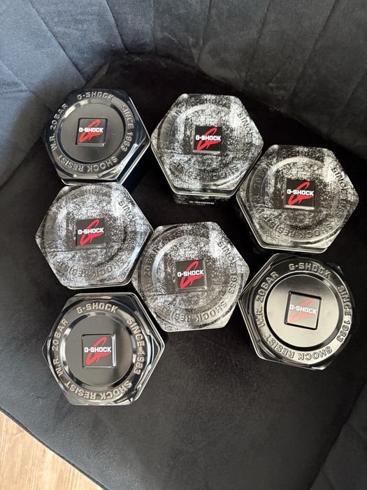 7 x puszka G Shock