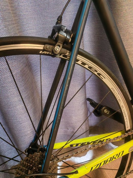 Rower szosowy carbon Stevens Izoard Shimano 105