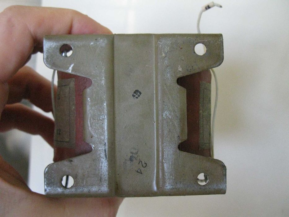 Трансформаторы ТН-54-127/220-50 на 12 Вольт и 4.45 Ампера (6.3+6.3В)