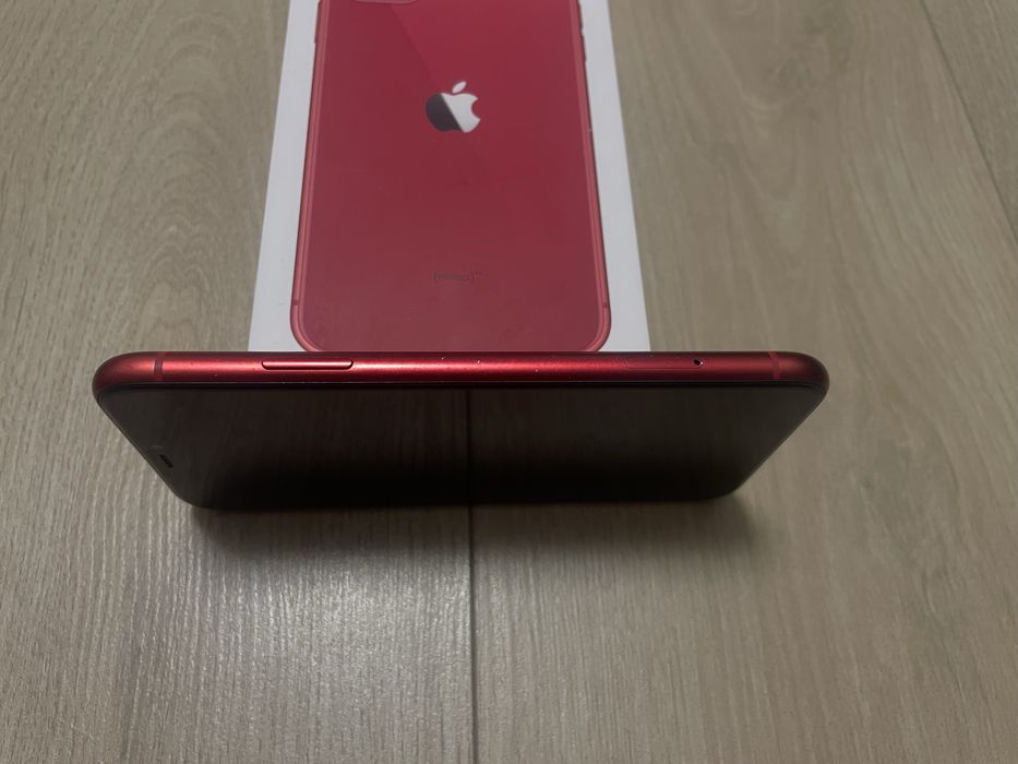 iphone 11 product red - купити телефони та аксесуари - Ціна на OLX.ua