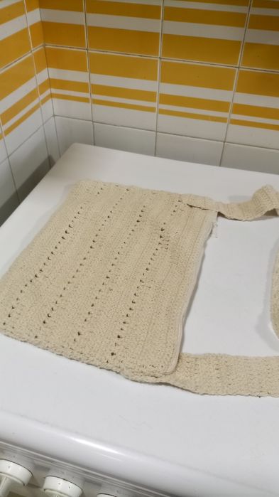 Bolsa  c/ forro em crochê peça nova