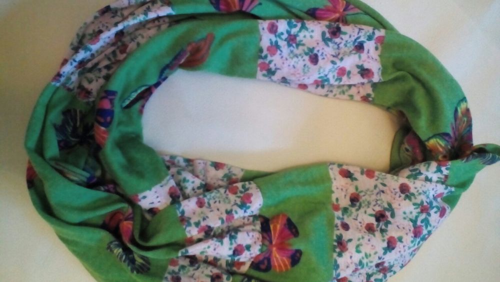 Шалик хомут з метеликами