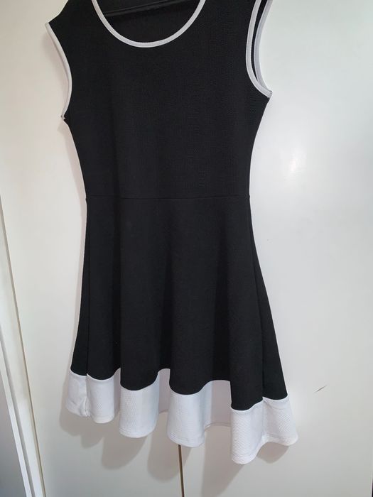 Vestido preto e branco