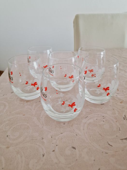Conjunto de 8 Copos e Jarra Licor Beirão