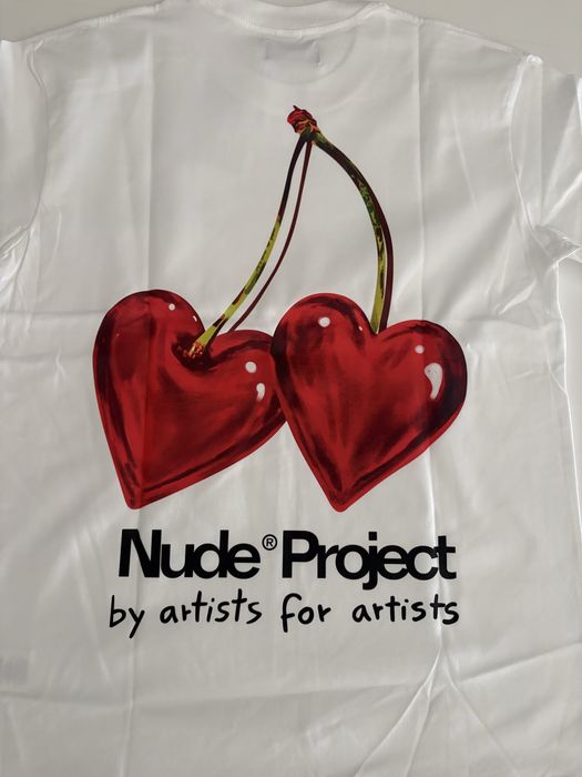 T-shirt nude project nova