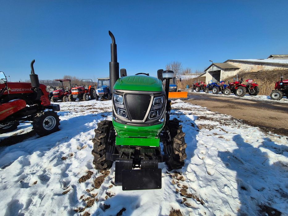 Трактор Синтай ТРКХ 240 люкс широкие колеса