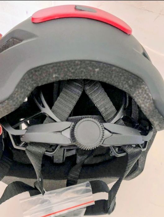 Capacete para skate trotinetes bicicleta c/Luz