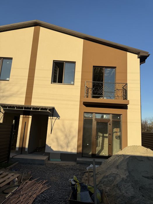 Квадробудинок в районі кінотеатру Мир