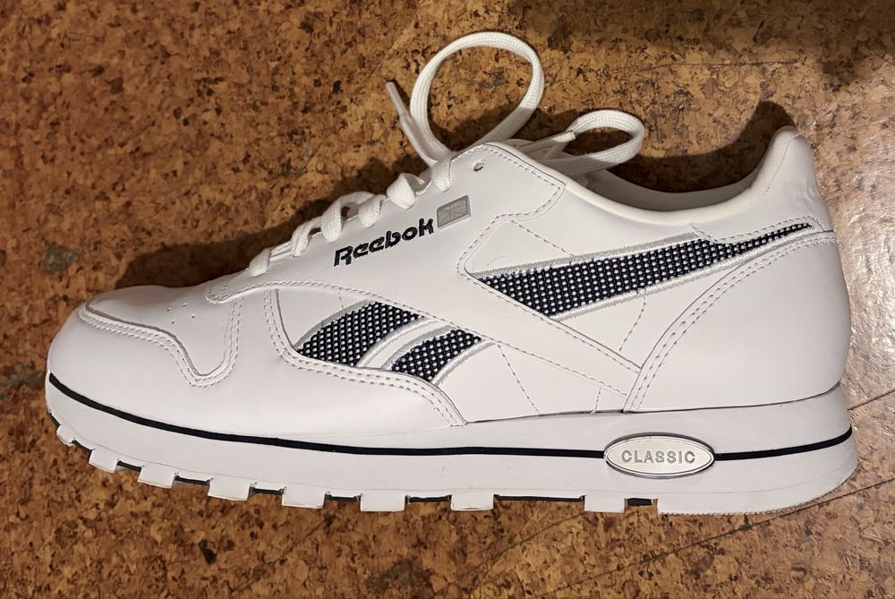 Sapatilha/Tênis Reebok Classic - 42