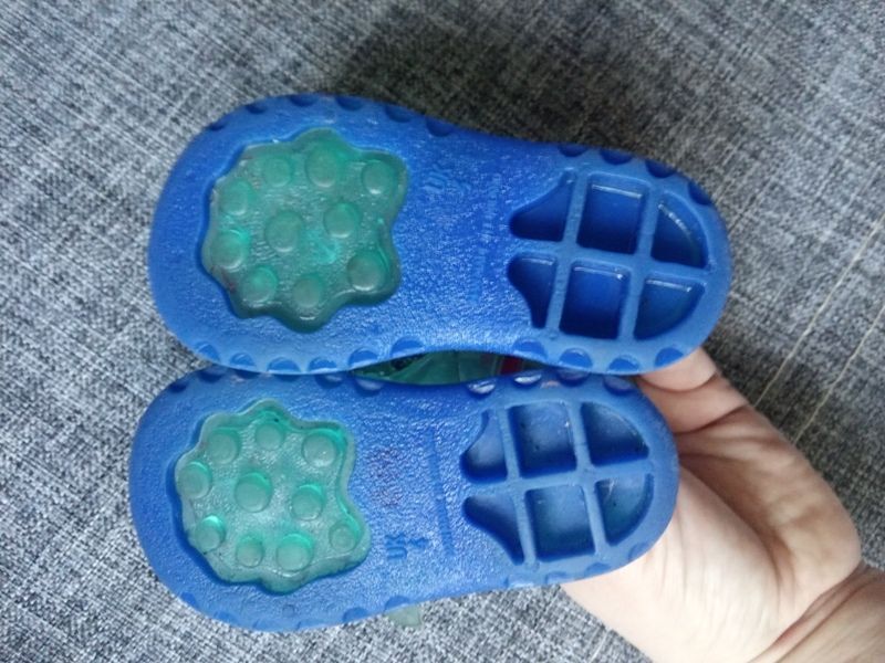 Босоножки сандалии мыльницы аквашузы желейки uk 4 eur 20