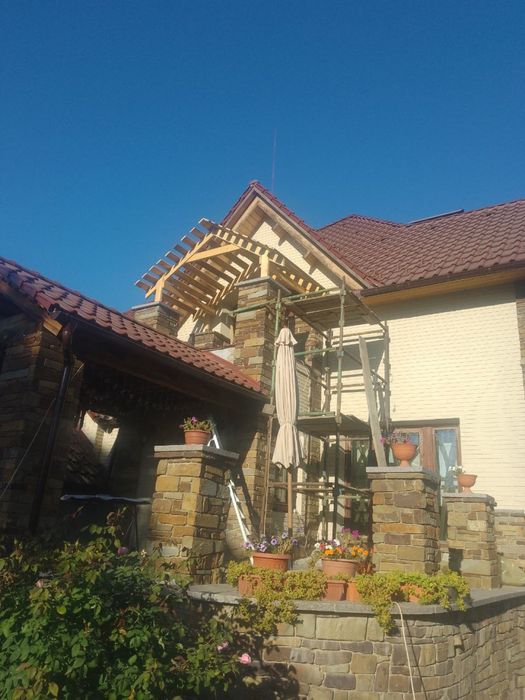 Ремонт квартир та будинків