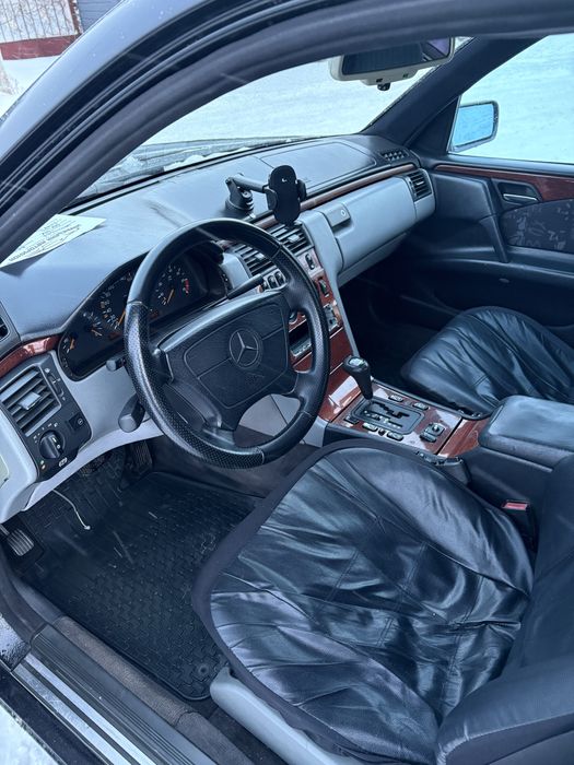 Продам Mercedes w210