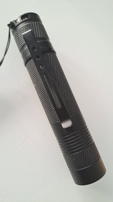Latarka Convoy S2 SFT40 5000K – Nowa, pełny zestaw (Magnes, Clip, Diffuser)