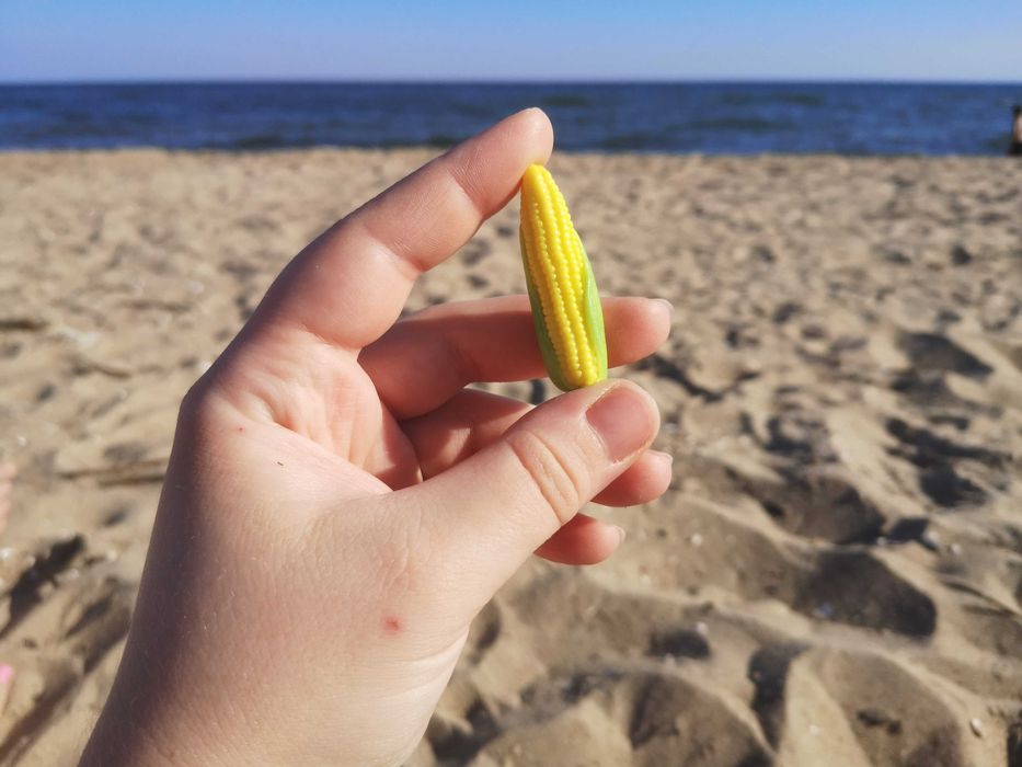 Miniaturowe figurki warzyw, owoców  graj i ucz się 30 szt+30kart