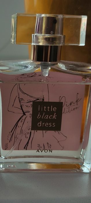 Продам духи Эйвон, маленькое розовое платье