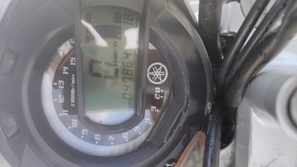 Motocykl Yamaha FZ6N
