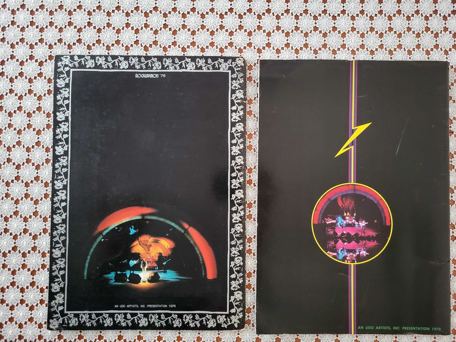 Rainbow dwa Tour Books