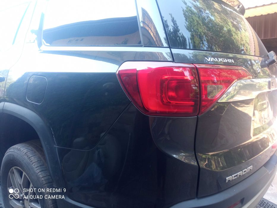 Четверь передняя задняя gmc acadia 2017