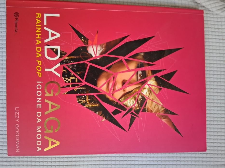 Lady Gaga rainha do pop ícone da moda