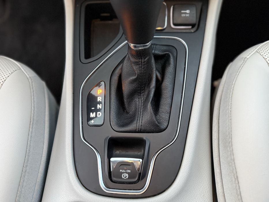 JEEP CHEROKEE 2022 р. 3.2