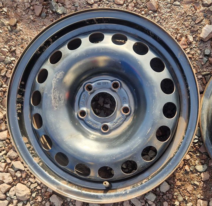 Felga stalowa Opel Astra K 5x105 6Jx15 IS37 TPMS 1szt