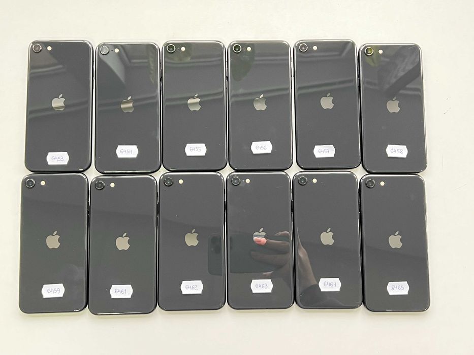 Apple Iphone SE 64 / 128Gb (2020) Neverlock Оригінал!