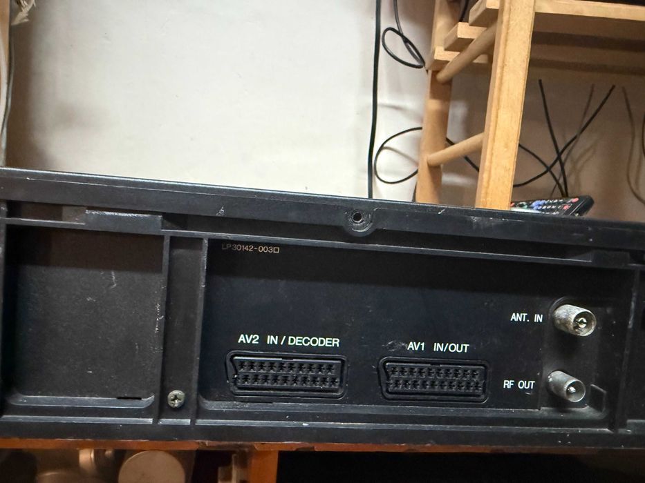 Magnetowid VHS JVC HR-J248