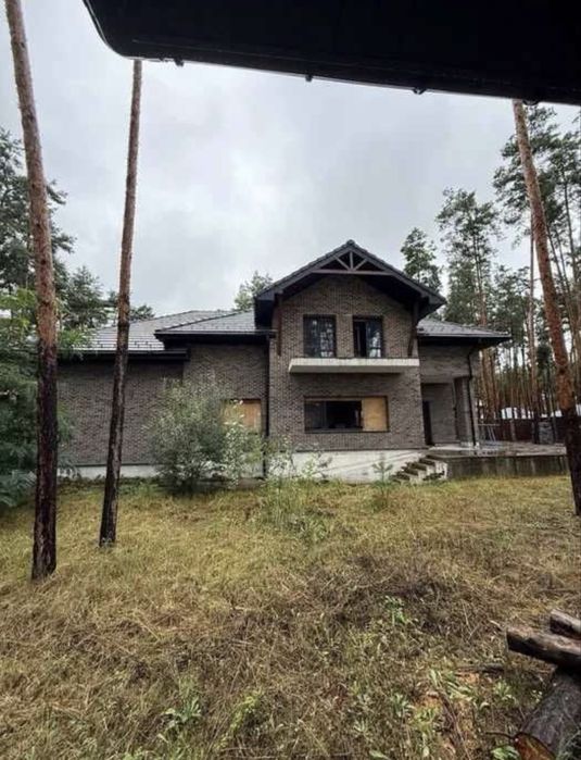 Большой дом на участке 17 соток в Лесной Буче!