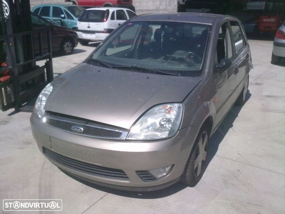 Traseira / Frente /Interior Ford Fiesta 2005