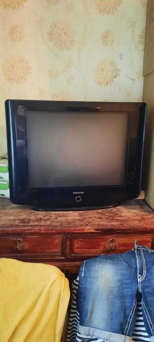 Продам телевізор кінескопний 100 Hz SAMSUNG 68 cм. робочий, в доброму стані. 500 гр.